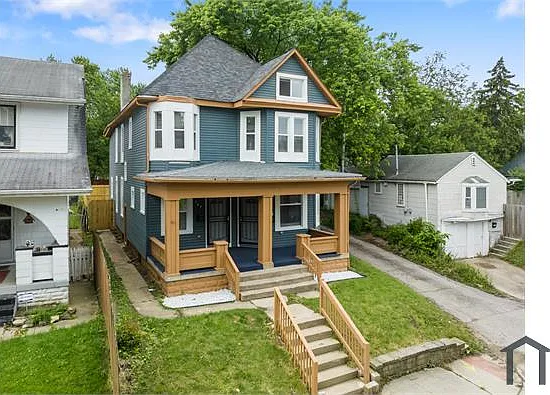 147 N Burgess Ave #147 — Photo 32