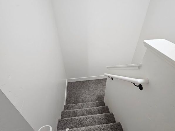 356 NW Bradford Ave #0