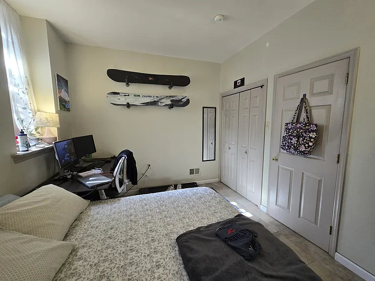 1239 Buena Vista St #1 — Photo 10