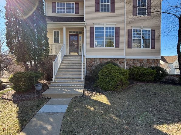 329 Winding Hill Dr