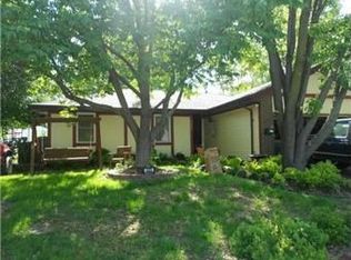 3205 S Crysler Ave, Independence, MO 64055