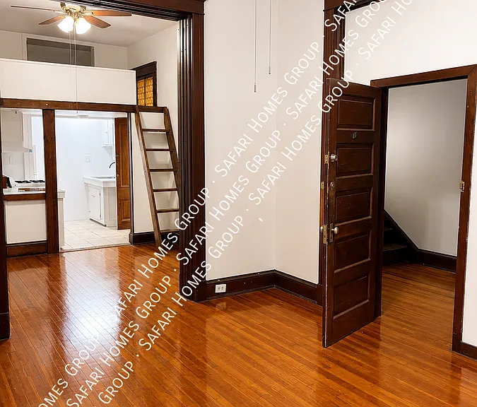 220 S Augusta Ave #1F — Photo 3