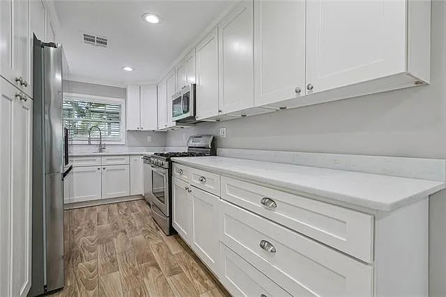 107 Kenneth Dr — Photo 4