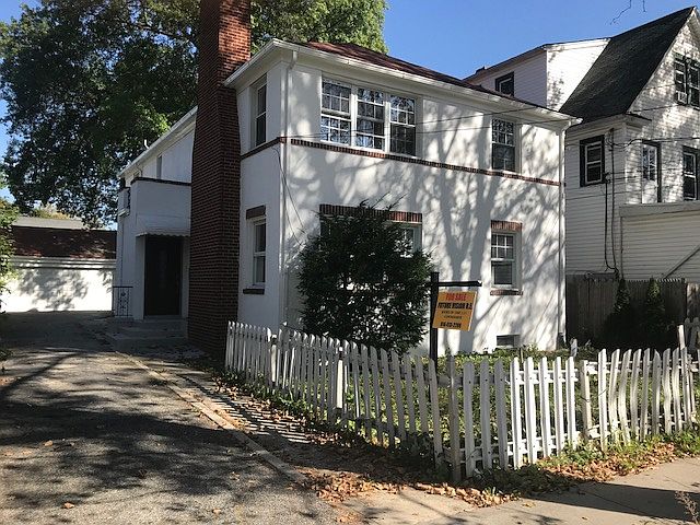 1st image of 405 S 10th Ave #0