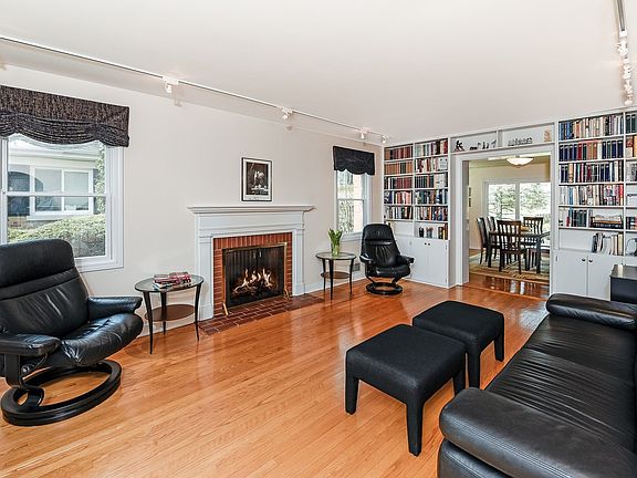 3rd image of 3804 Lake Ave