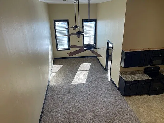 108 W Ashland Ave — Photo 2