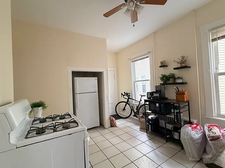 270 Norfolk St #1 — Photo 17