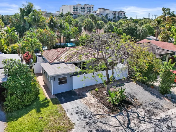 1036 NE 9th Avenue, Fort Lauderdale, FL 33304