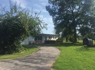 94 Stoll Ln, Saint Peters, MO 63376