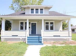 207 W Moore Ave, Owensville, MO 65066