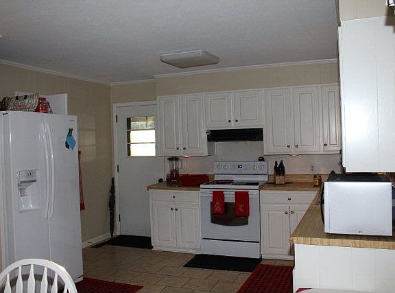 5th image of 307 Laurel Dr