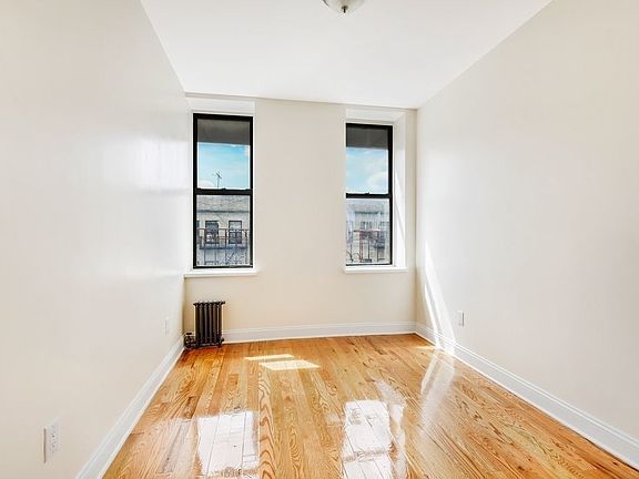 3rd image of 1109 President St APT 1