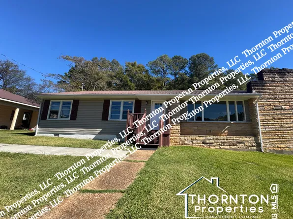 1548 Circle Dr, Guntersville, AL 35976