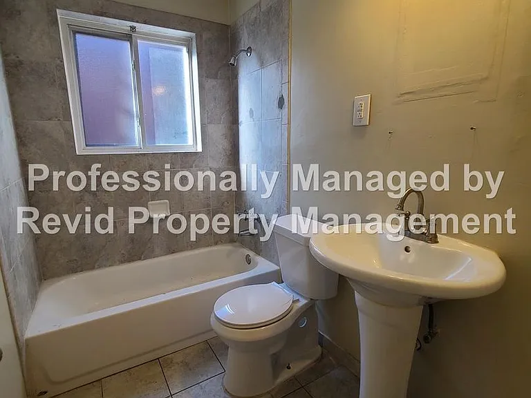 1280 Harbert Ave. — Photo 16
