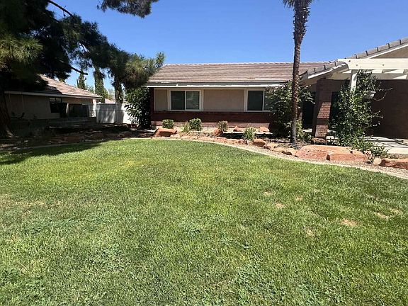 2nd image of 865 Larkspur Rd