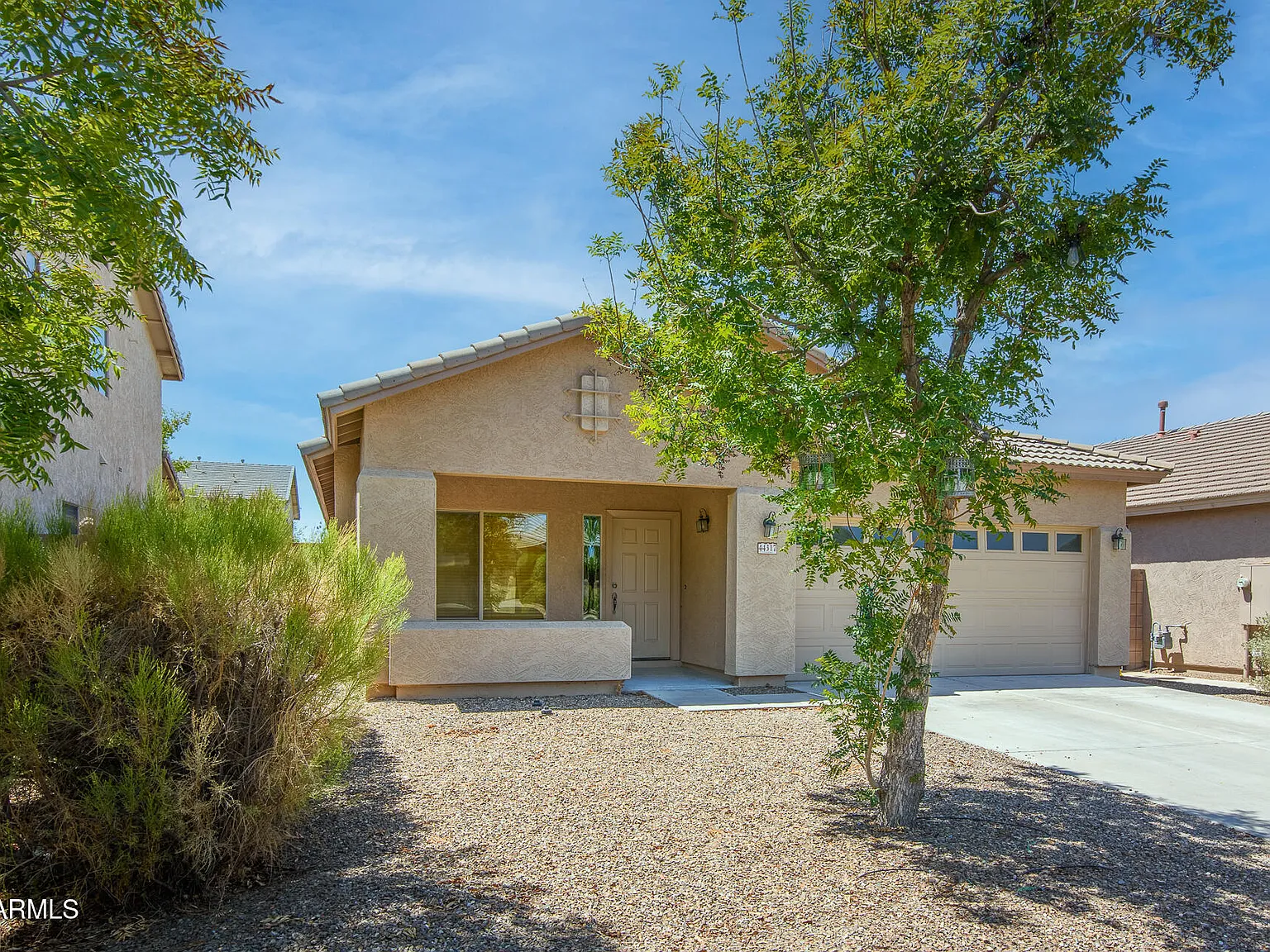 4 bed, 2.0 bath, 1849 sqft, $1,800 — Photo 2