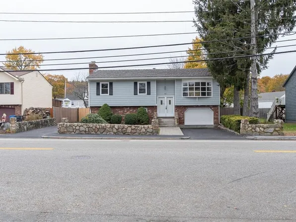 361 Phenix Ave, Cranston, RI 02920