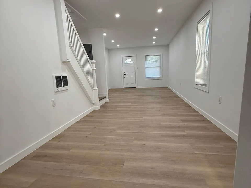 616 Deacon St #616