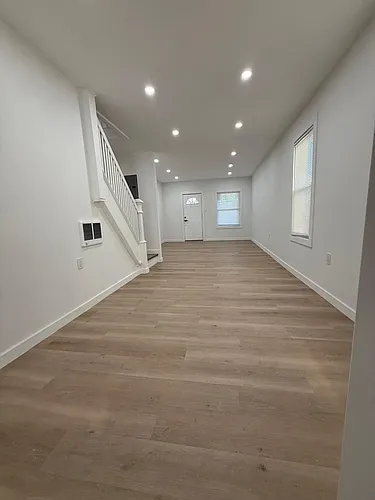 616 Deacon St #616 Photo 1