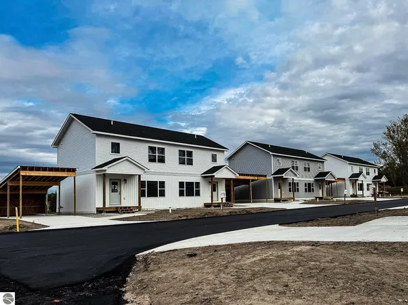 174 Thrive Blvd #18, Traverse City, MI 49696