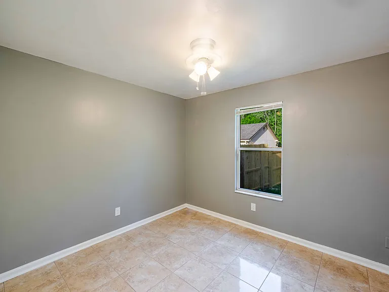 1529 Ibis Dr — Photo 35