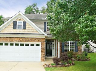 500 Stobhill Ln, Holly Springs, NC 27540