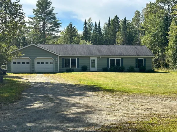 2900 Hudson Road, Hudson, ME 04449