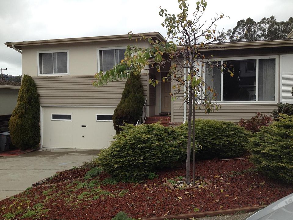 1st image of 2420 Lexington Way