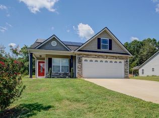 107 Grace Watson Trl, Wellford, SC 29385