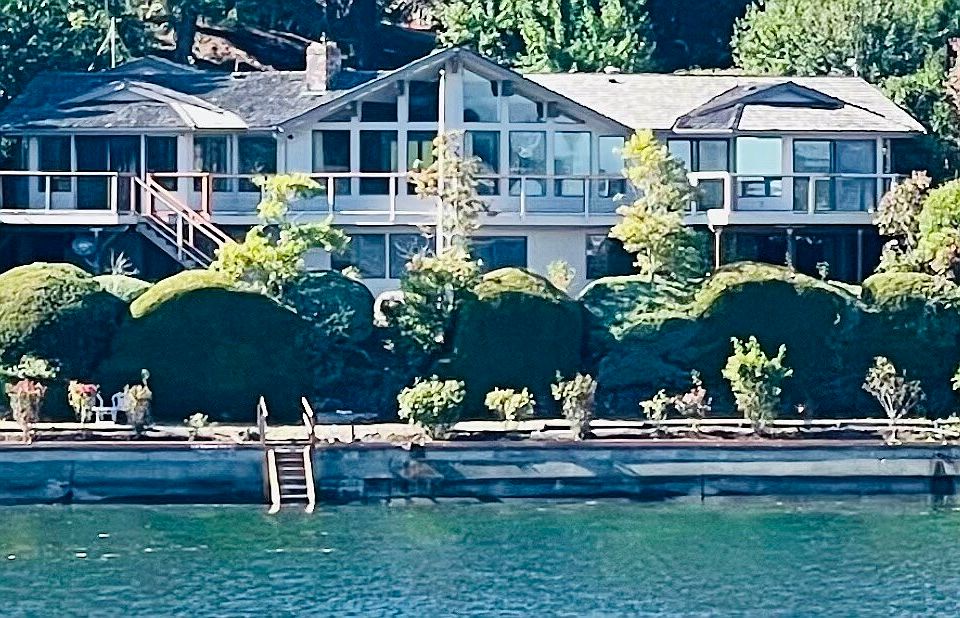1st image of 8806 Warren Drive NW
