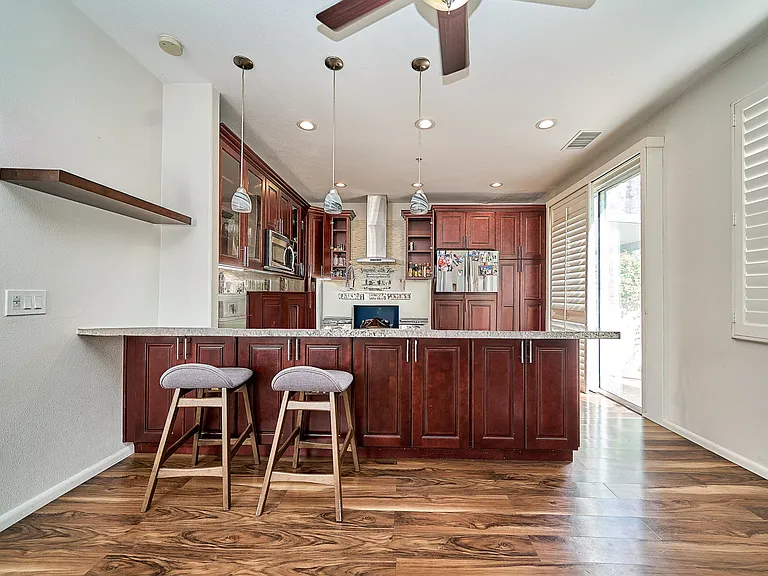 243 Seacountry Ln — Photo 11