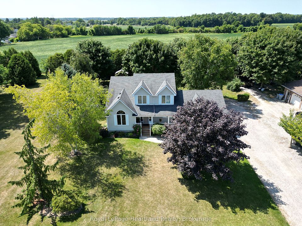 1st image of 155 Victoria Dr