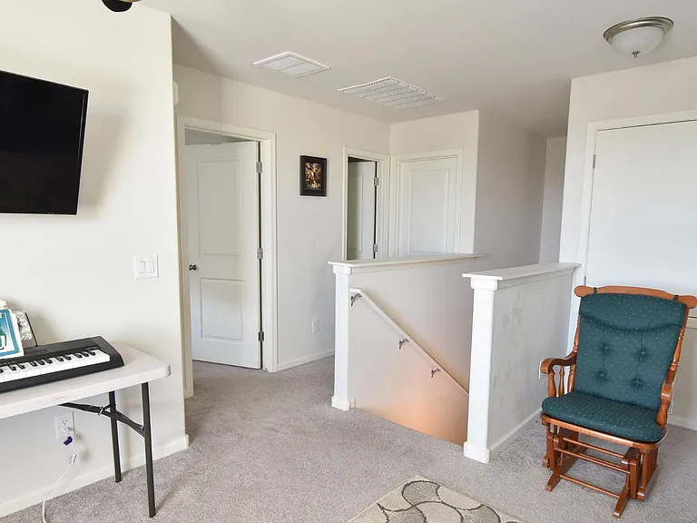 347 E Impala Ct — Photo 7