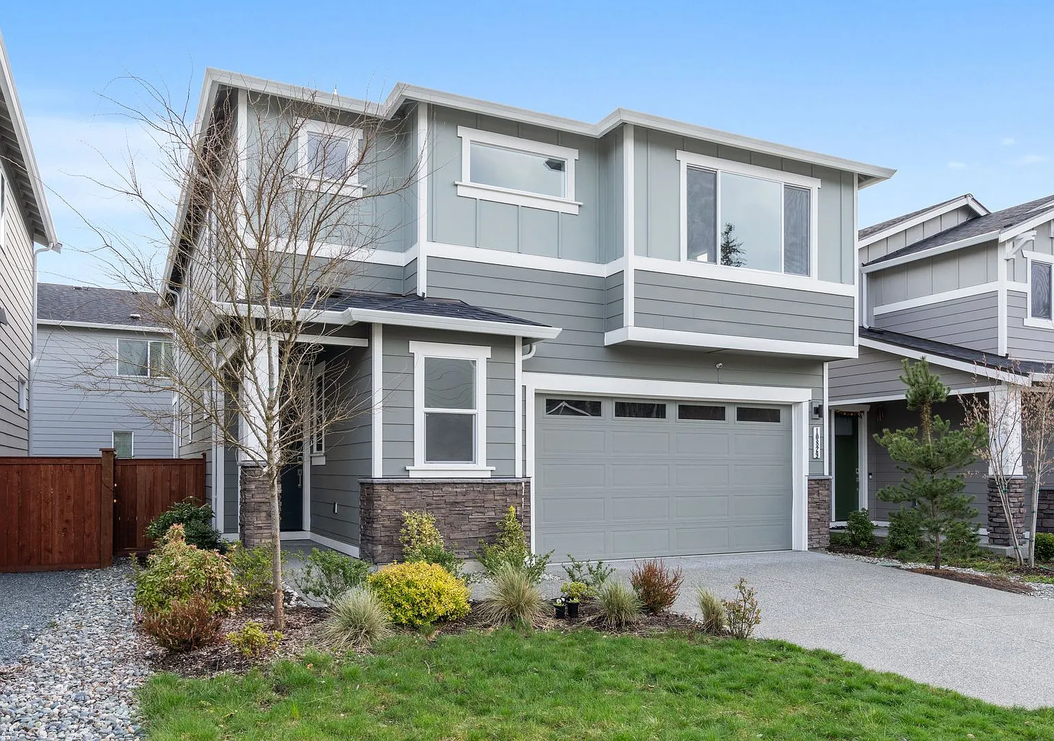 Modern 2023-Built 4-Bedroom Home in Alpine Estates — Photo 1
