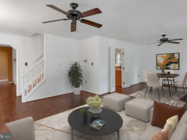 2972 Eutaw Forest Dr, Waldorf, MD 20603