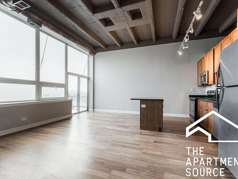 1st image of 4131 W Belmont Ave