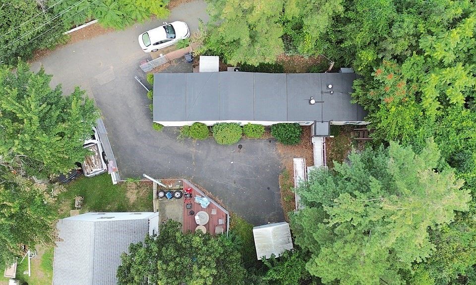 1st image of 25 Theresa Ave