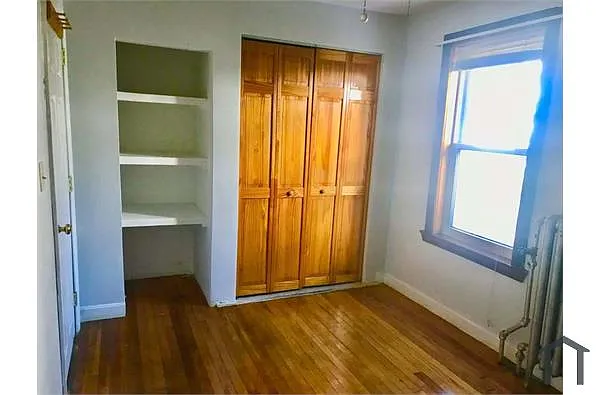 Building Photo - 32 Hall Ave