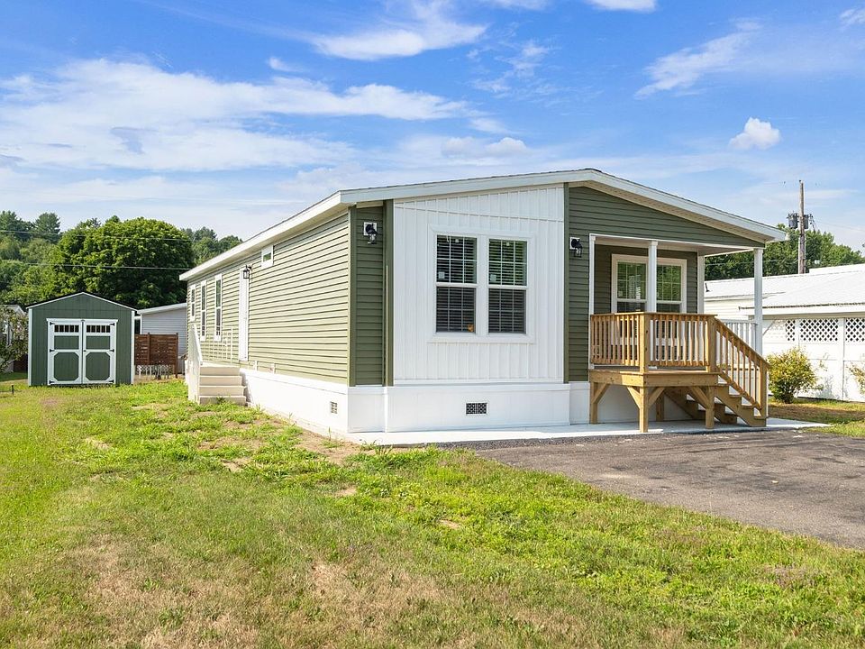 1st image of 9 Tuscany Meadows