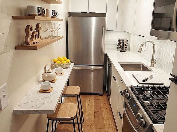 5th image of 139 E 33rd St APT 12A