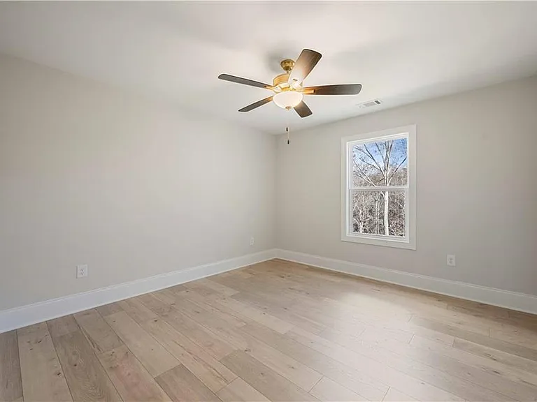 126 Spaulding Ln — Photo 30