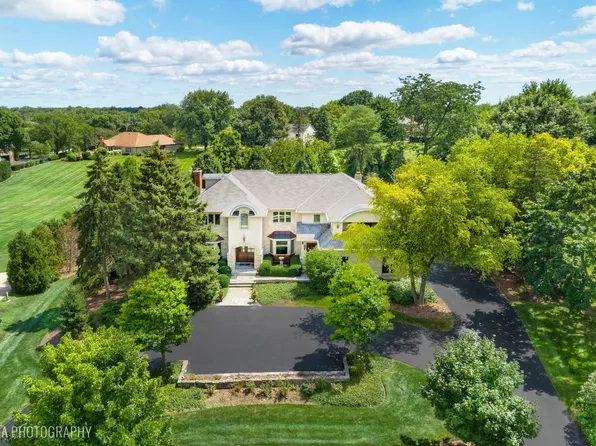 1317 Glenmore Ct, Inverness, IL 60010