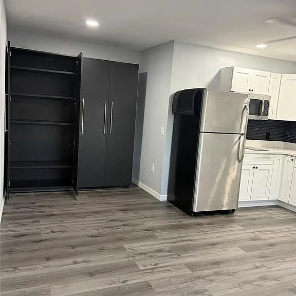 500 Montana Ave — Photo 5