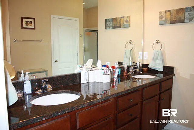9319 Ottawa Dr — Photo 12