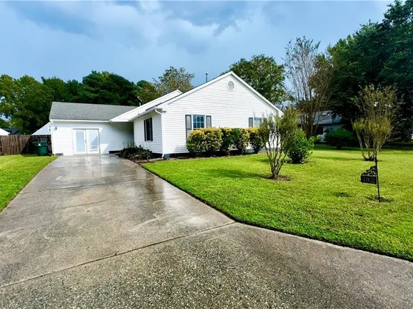 832 Garrow Rd, Newport News, VA 23608