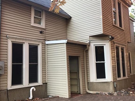 2nd image of 3016 Harriet Ave #1