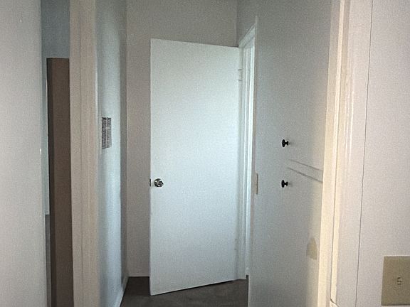 4th image of 4623 Olivewood Ave #9