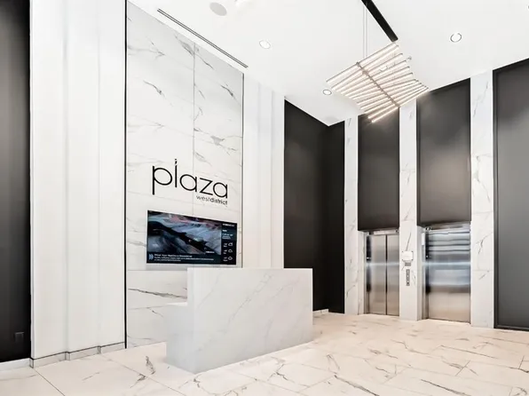 8375 S Broadcast Ave SW #701, Calgary, AB T3H 3V6