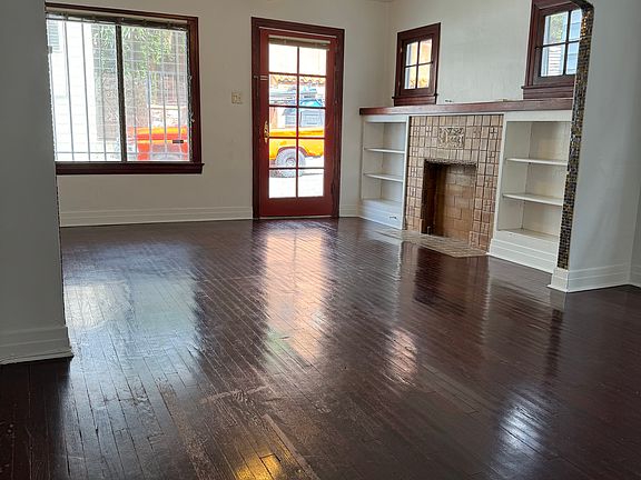5th image of 3360 Hamilton Way