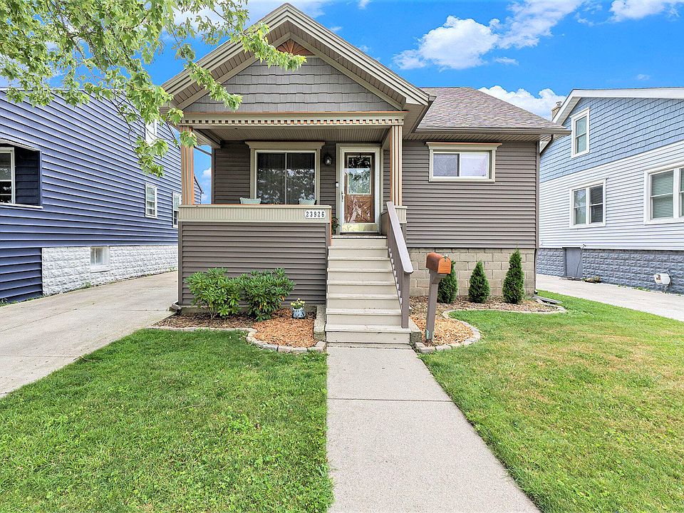 1st image of 23926 Elmira St